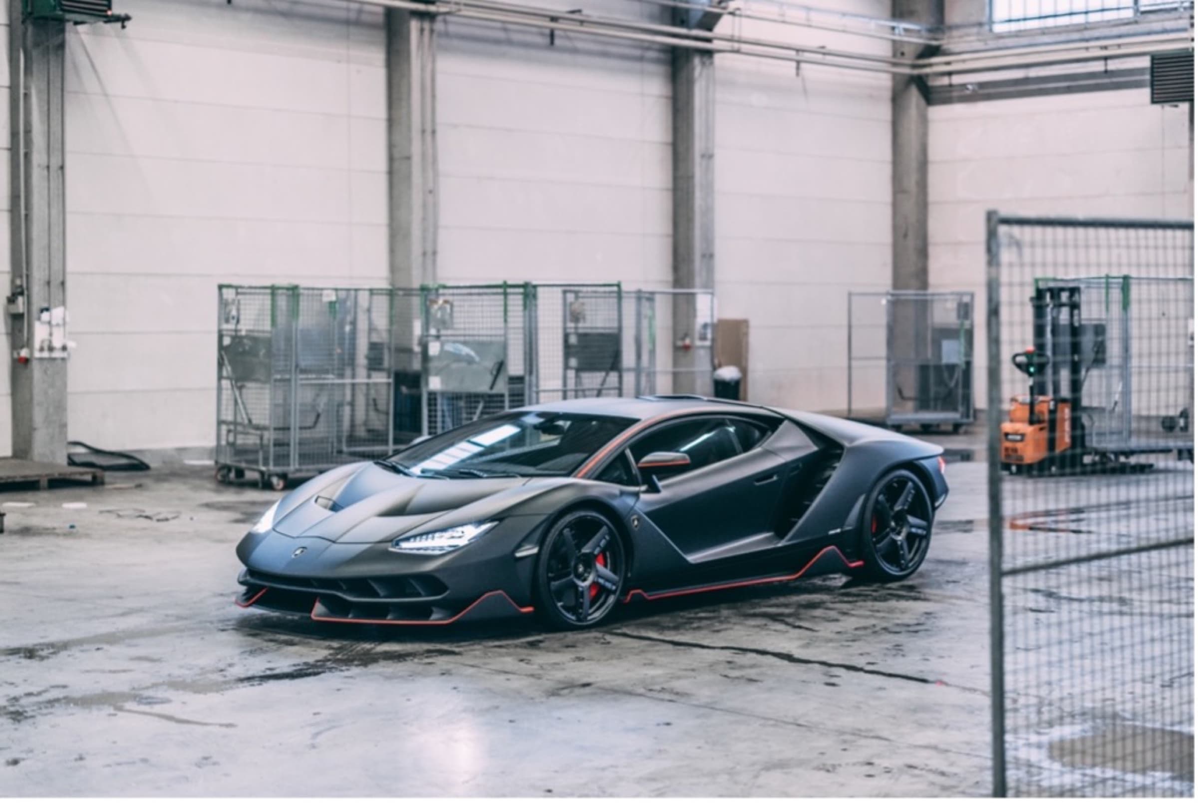 RM Sotheby's Inaugural Dubai Auction — 3
